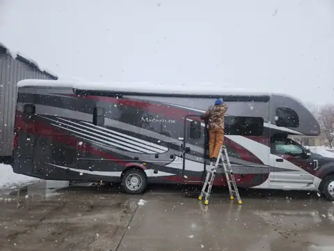 Henry's RV Services photo 2