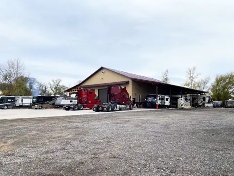 R Diesel Truck Sales, Inc in Williamson, NY