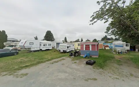 Evolved Off Grid photo 2