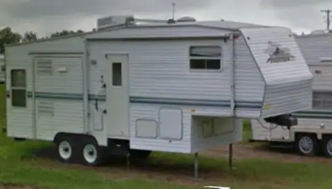 Doug's RV & Camper Service in Six Lakes, MI