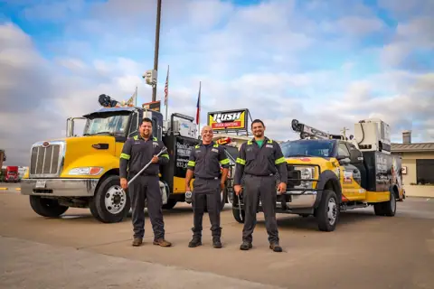 Rush Truck Centers - Los Angeles Service photo 3