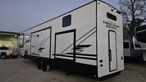 Blue Compass RV Beaumont photo 2