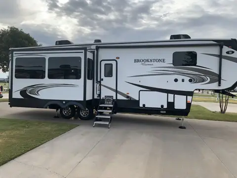 Rogue RV (Mobile) Repair in North Richland Hills, TX