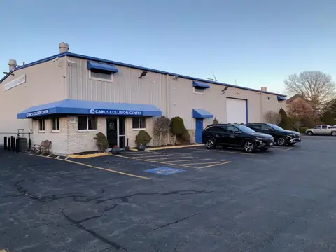 Carl's Collision Center in New Bedford, MA