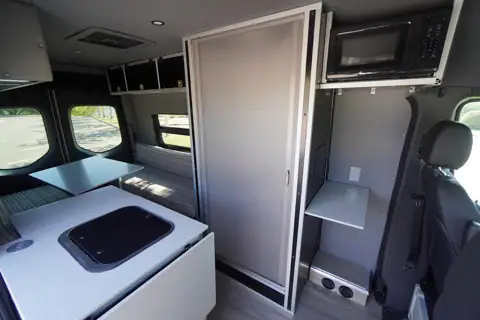 Vanaholic - Camper Van Builders photo 2