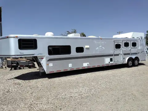 Texas Trailer Corral photo 3