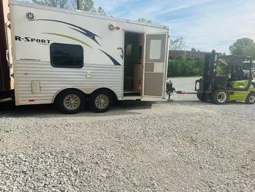R & J RV Repair photo 3