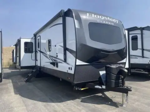 DAZZO RV DECALS & WRAPS photo 3
