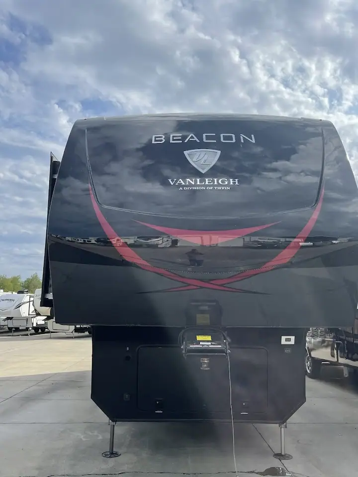 5 STAR COLLISION RVS, RV repair in Houston