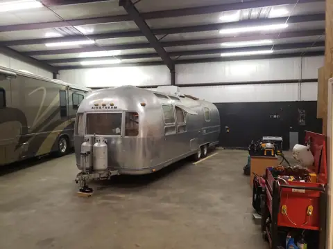 Mobile RV Solutions & Restorations photo 2