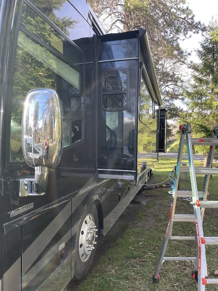 Chunky Monkey Mobile RV Repair, RV repair in White City