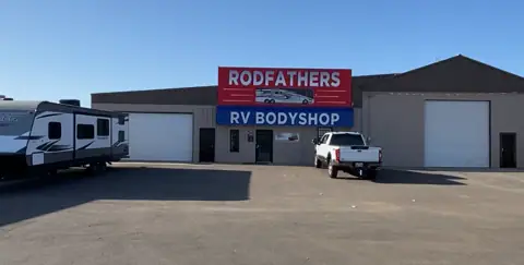 Rodfathers RV Body Shop photo 3