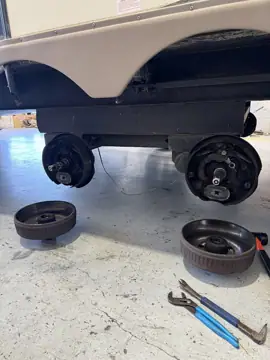 Emergency Mobile RV repair and service photo 2
