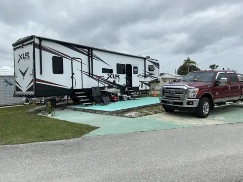 Freedom Rolls Mobile RV Service in Palmer, MA