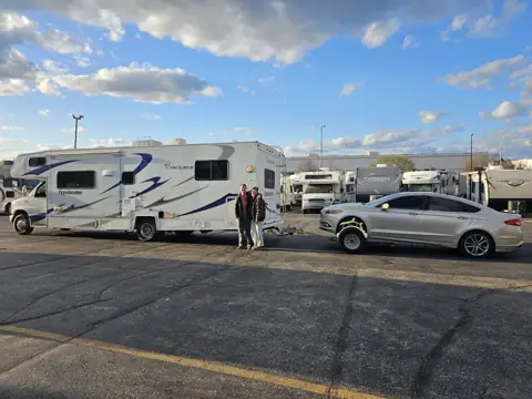 Hometown RV in Carol Stream, IL