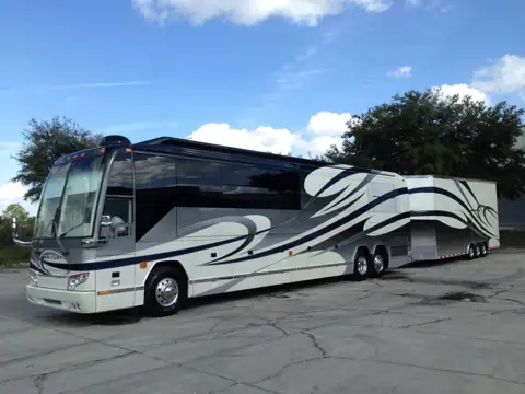 Tradewinds Coach and Marine photo 2