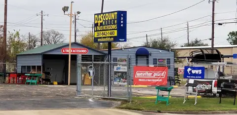 Discount Hitch & Truck Accessories in La Porte, TX