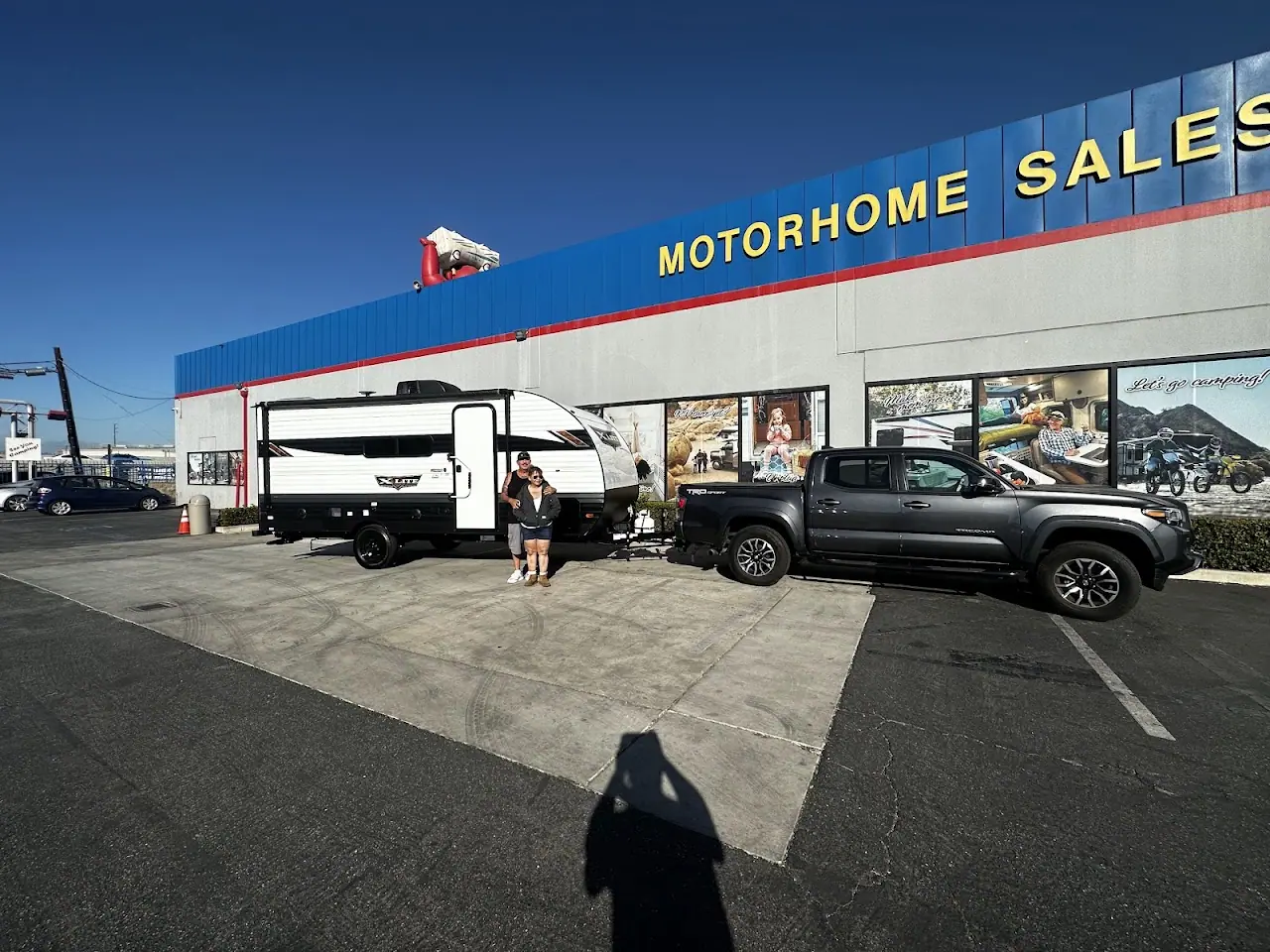 Mike Thompson's RV Super Store, RV repair in Santa Fe Springs