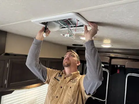 Select RV & Bus Repair in Ball, LA