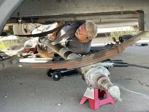 Are Vee In A Fix (Mobile rv repair) in Parker, AZ