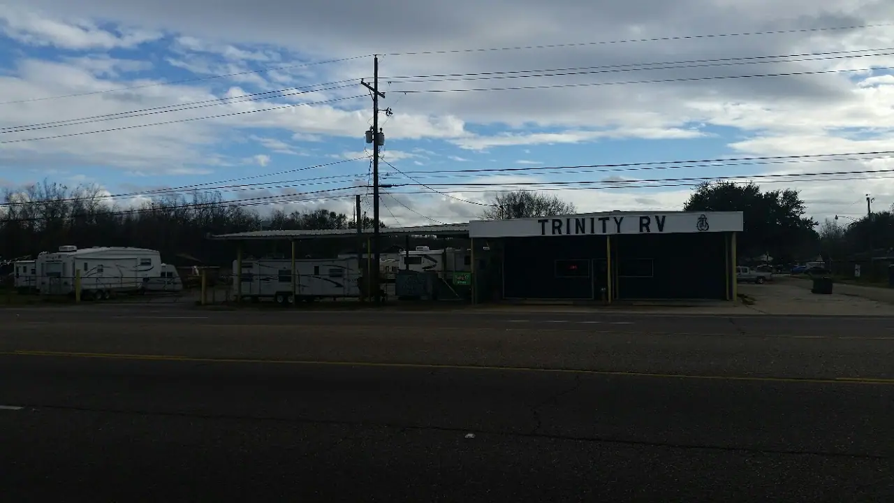 TRINITY RV LLC, RV repair in Kenner