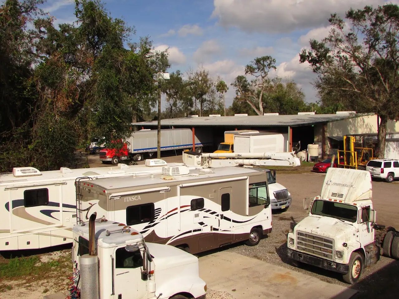 Florida Shores Truck Center, RV repair in Edgewater
