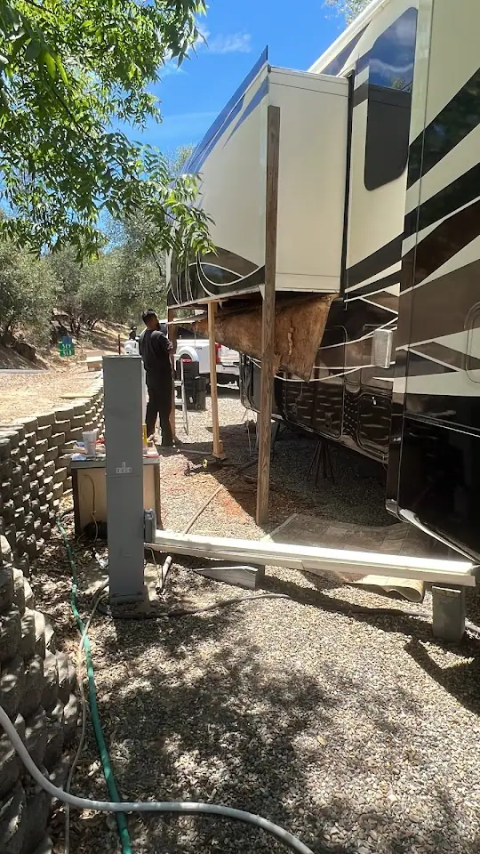 Valley RV Repair, RV repair in Hanford