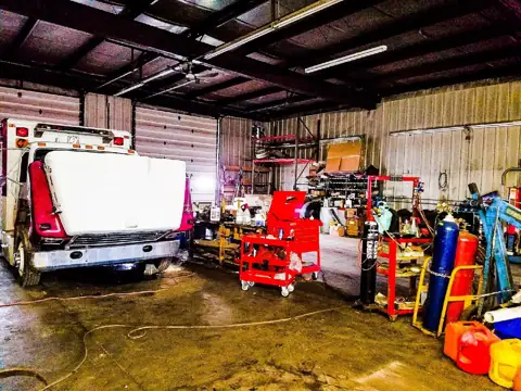 76 Truck Trailer Repairs & Custom Body Shop photo 2