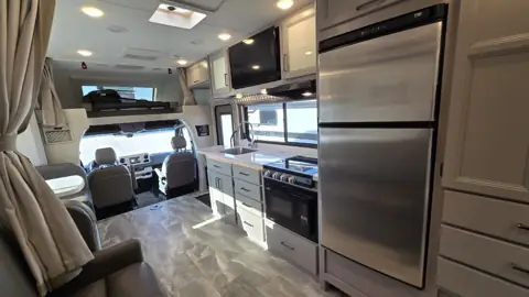 Dalton Lyons with Parkland RV photo 3