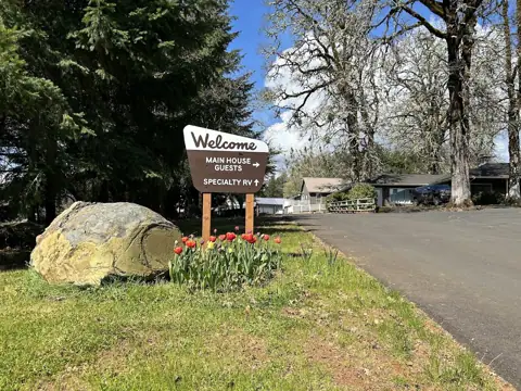 Specialty RV in Carlton, OR