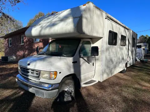 Willie B RV photo 3
