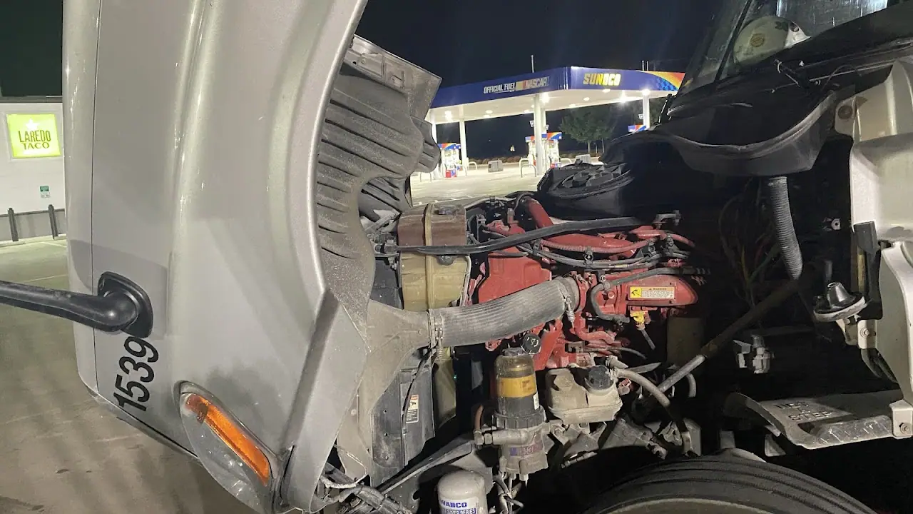 A 24 Hour Roadside Assistance Fleet Service, RV repair in Austin