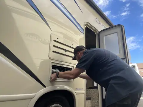 Adventure RV Mobile Repair photo 3