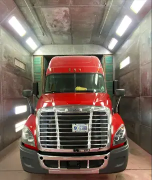 Jerry's Truck Body Repair Inc. in Lansing, IL