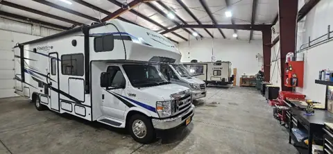 Elevated RV in Estacada, OR