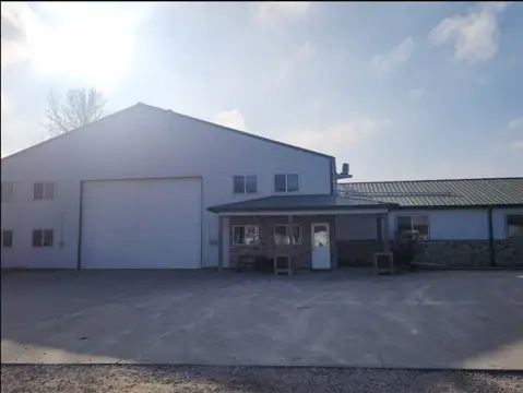 KOUNTRY SERVICE LLC in Colfax, IA