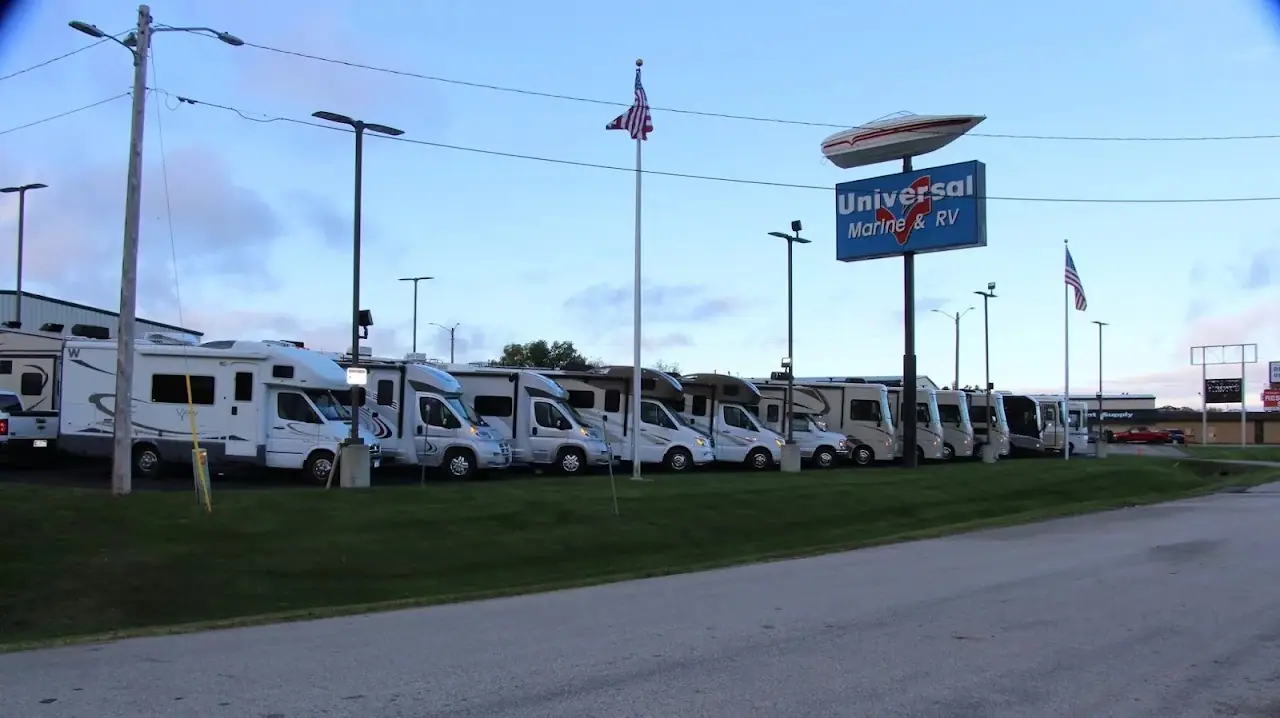 Universal Marine & RV, RV repair in Rochester