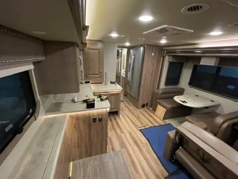 TJs RV photo 2
