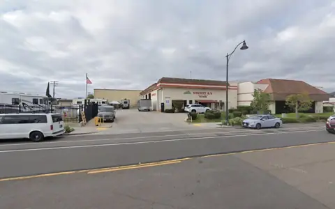 El Cajon Hitches & RV Repair photo 3