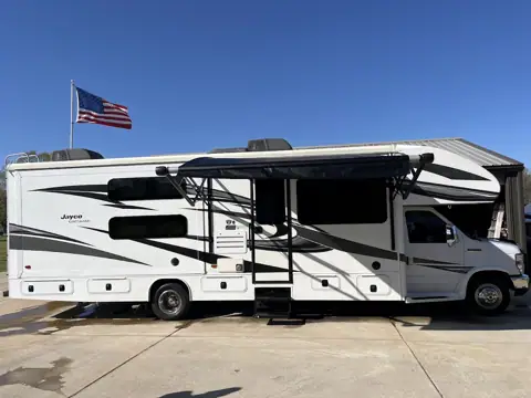 Camper Connection LLC in Pearl, MS