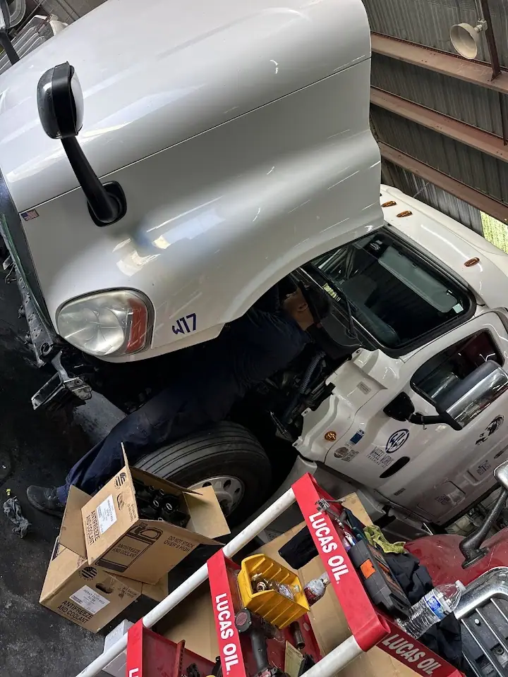 PACIFIC TRUCK AND TRAILER REPAIR, RV repair in San Leandro