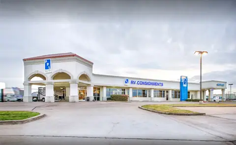 PPL Motor Homes in Cleburne, TX