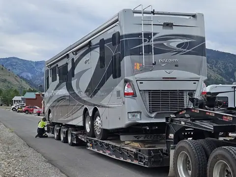 Fleetwood RV | Holiday Rambler | American Coach photo 3