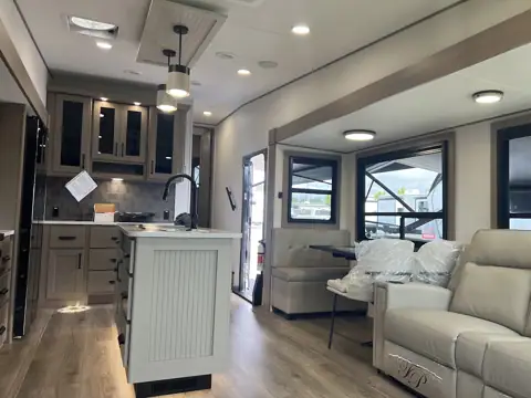 RV Country ( Mt. Vernon ) photo 3