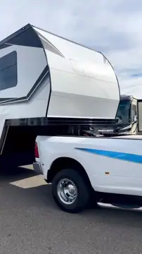 Don's RV Center photo 2
