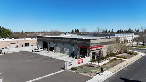 Sacramento Truck Center Motorhome Service Center in Sacramento, CA