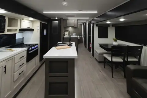 Selkirk RV photo 3