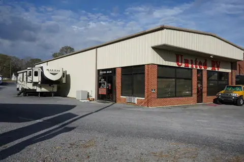 United RV Centers Inc in Chatsworth, GA
