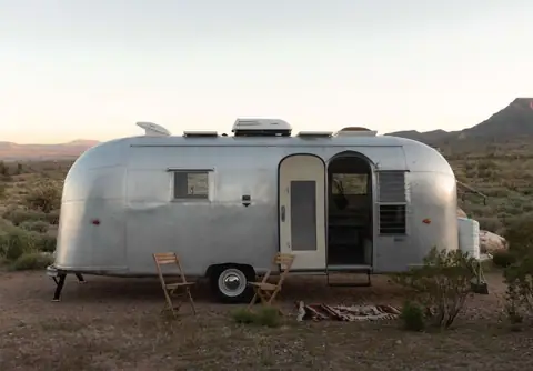 Patina Airstream photo 2