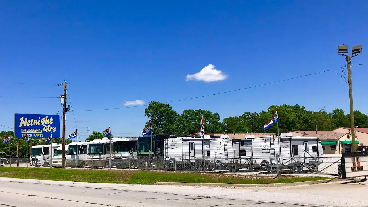 Wetnight Rv's, RV repair in Terre Haute